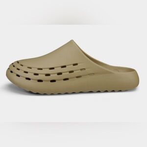 ECCO UNISEX COZMO SLIDE M8/ W11  SAND NEW